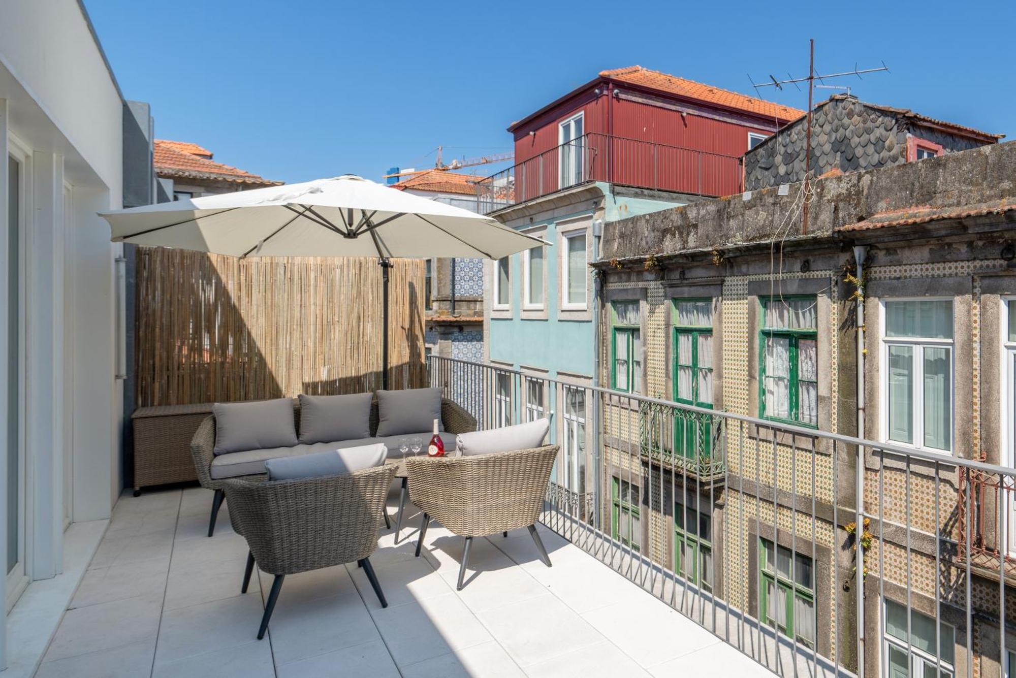 דירות פורטו Host Wise - Luxurious Private Flats - Balcony חדר תמונה
